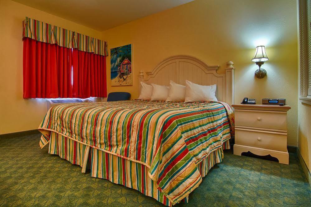 Great Wolf Lodge Chicago/Gurnee Exterior photo